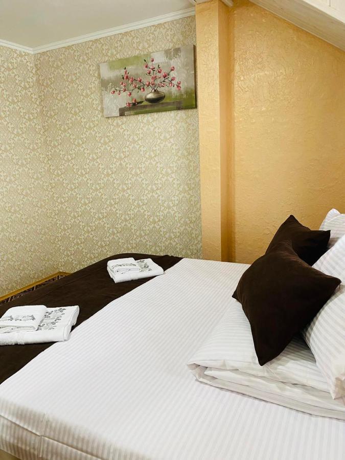 Під Явором New Hotel Drogomirchany Bagian luar foto