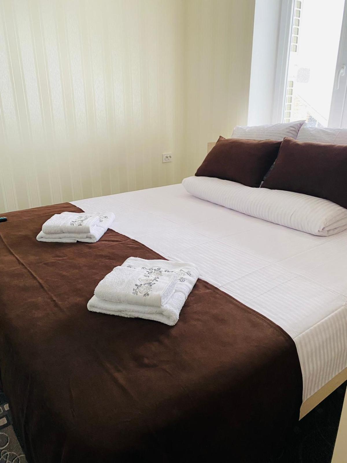 Під Явором New Hotel Drogomirchany Ruang foto
